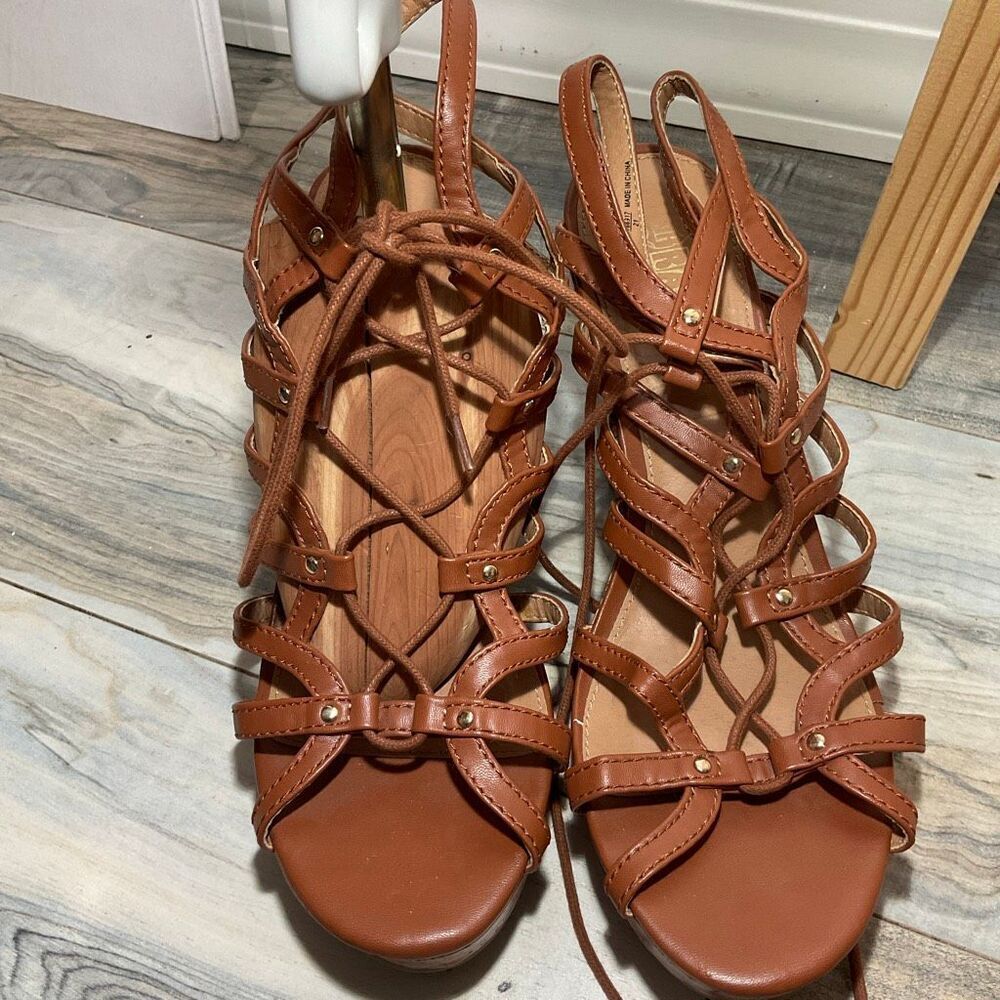 Brash women’s size 10 brown faux leather lace up gladiator wedge sandals
